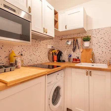 Apartment Studio Mezzanine Couronne *